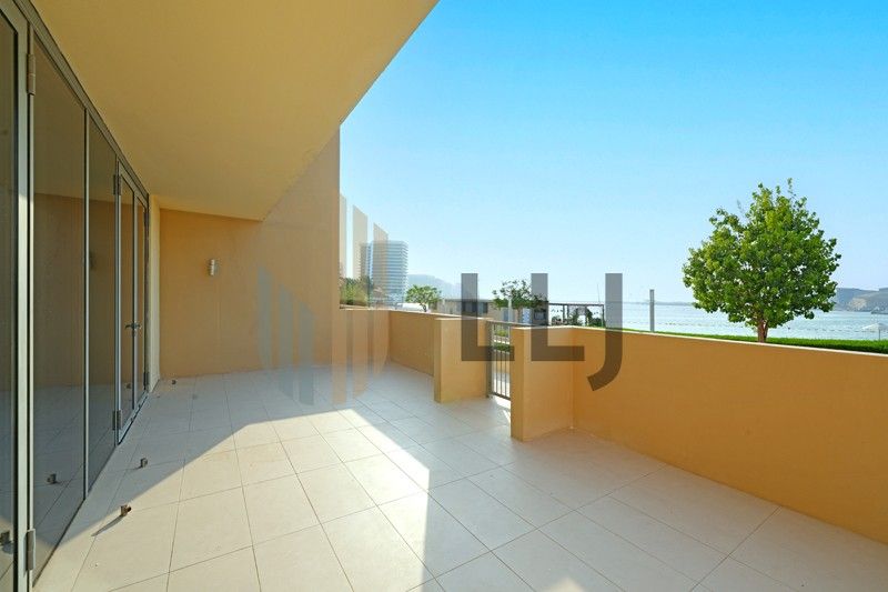 gallery thumbnail 1