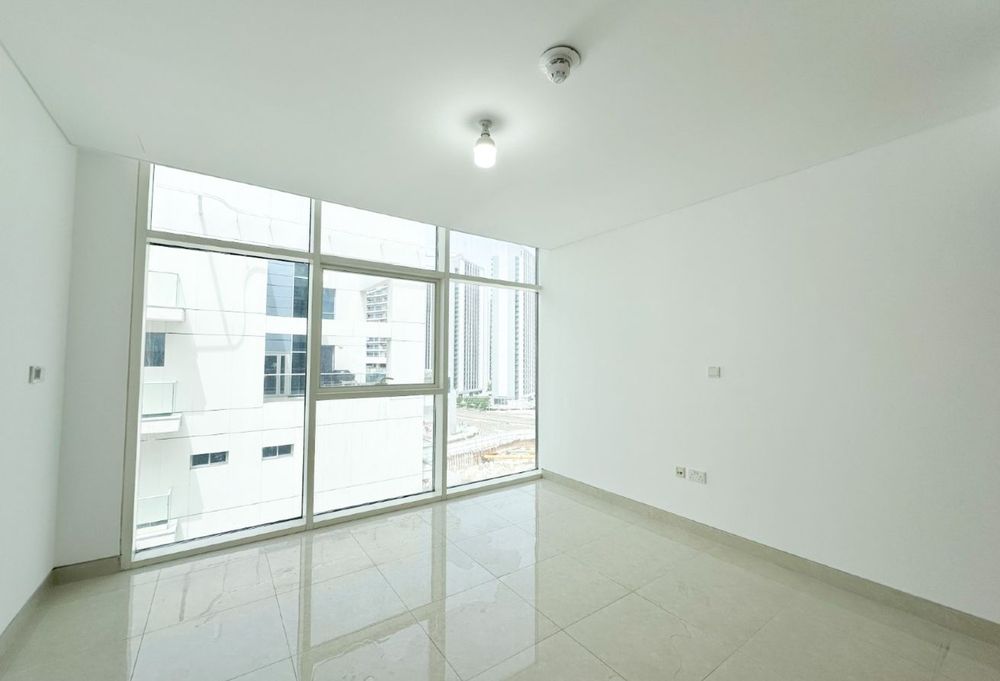 gallery thumbnail 1