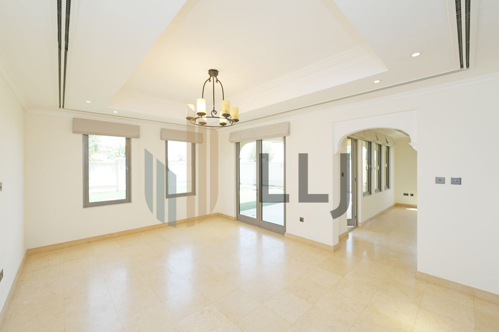 gallery thumbnail 1