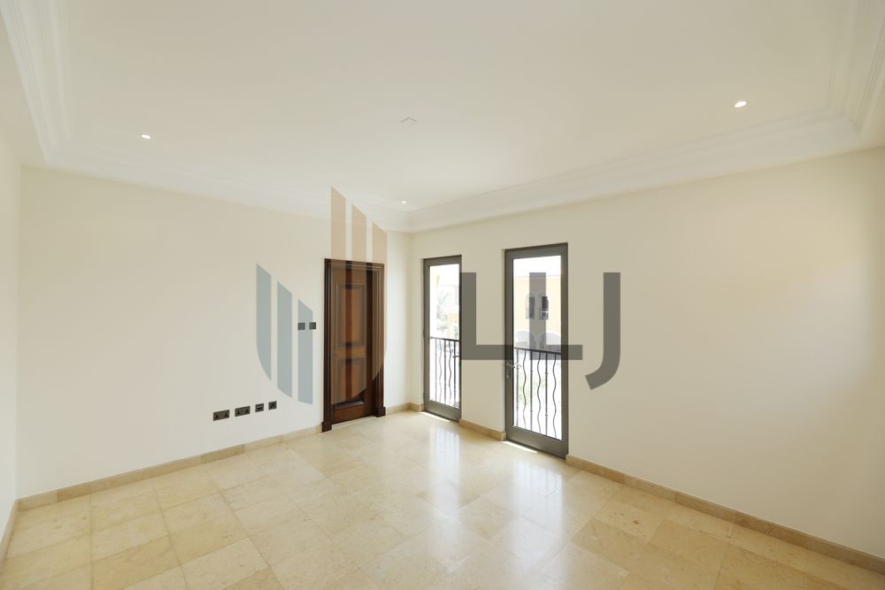 gallery thumbnail 2