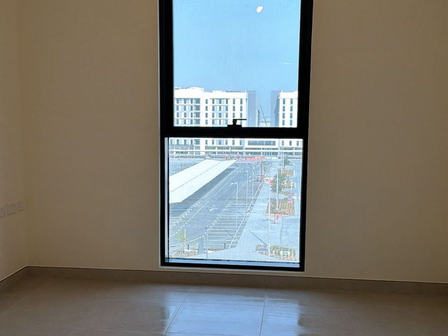 gallery thumbnail 0