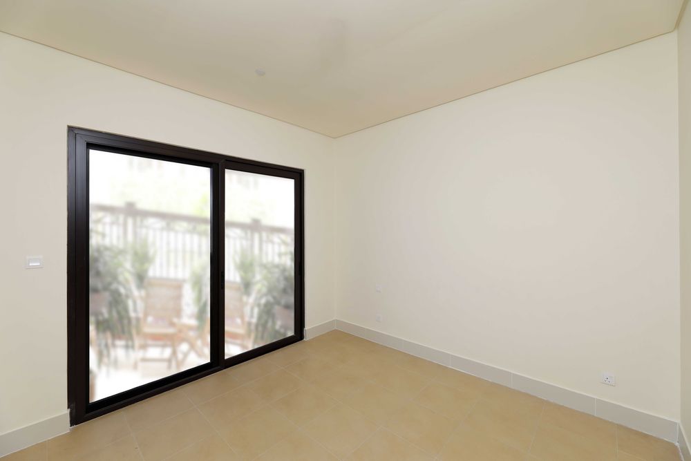gallery thumbnail 1