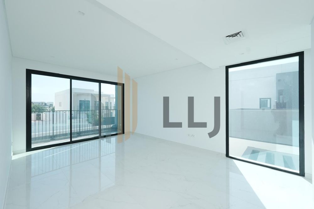 gallery thumbnail 1